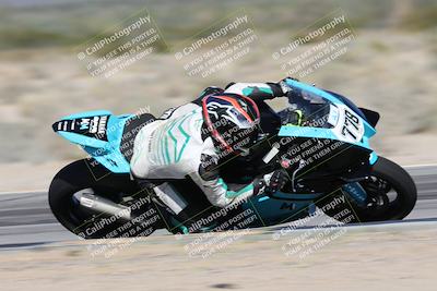 media/Jan-15-2026-Racers Edge (Thu) [[dfebeb70ab]]/2-A Group/Session 3 (Turn 15 Inside Pans)/